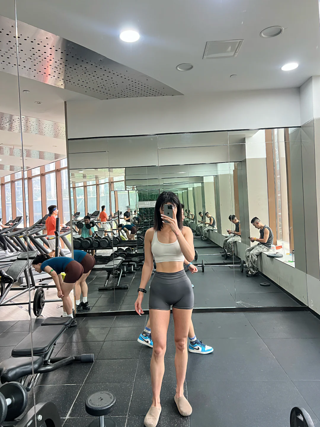 半个月没练力量，恢复训练后的酸痛感谁懂？？