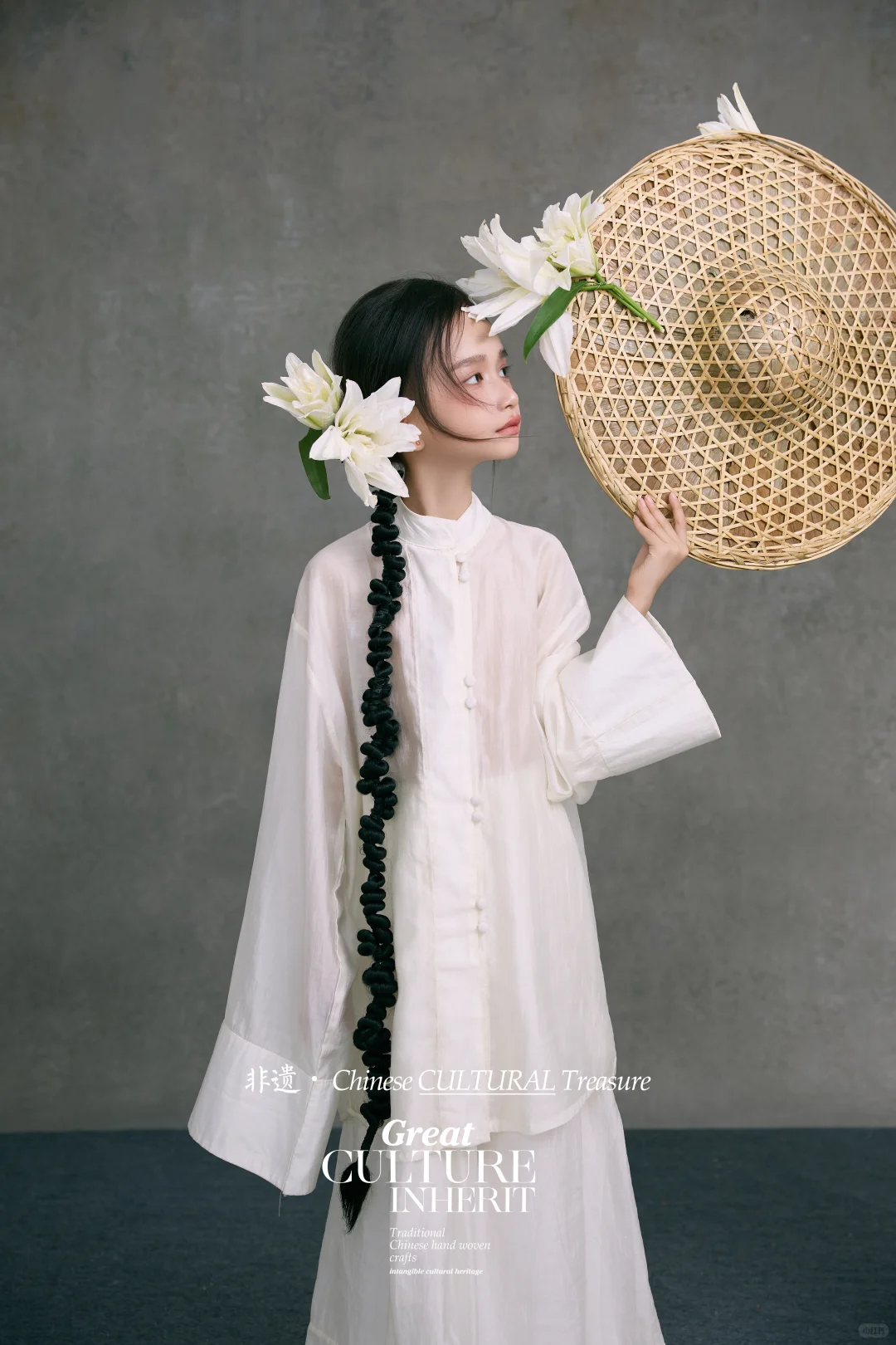 竹编帽檐下🎋藏着少女的东方诗意❗