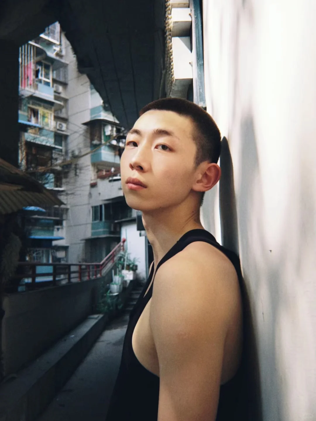 21岁沪漂自由模特聊聊自己的十月