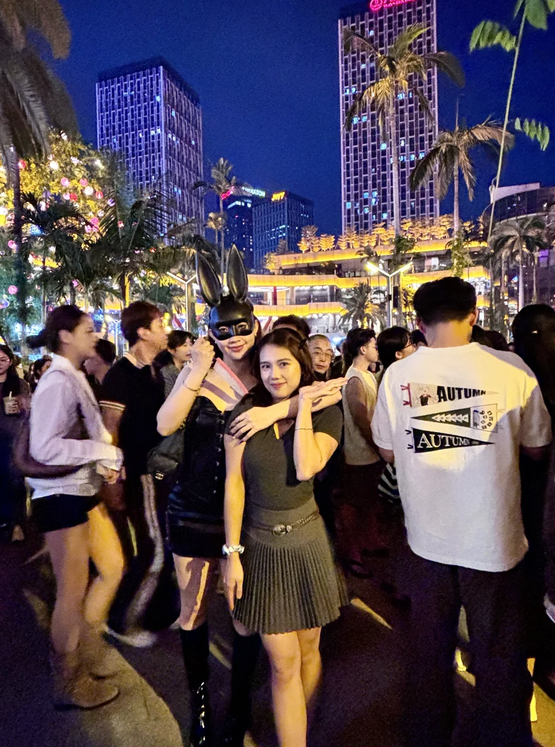 好喜欢这位兔女郎美女女