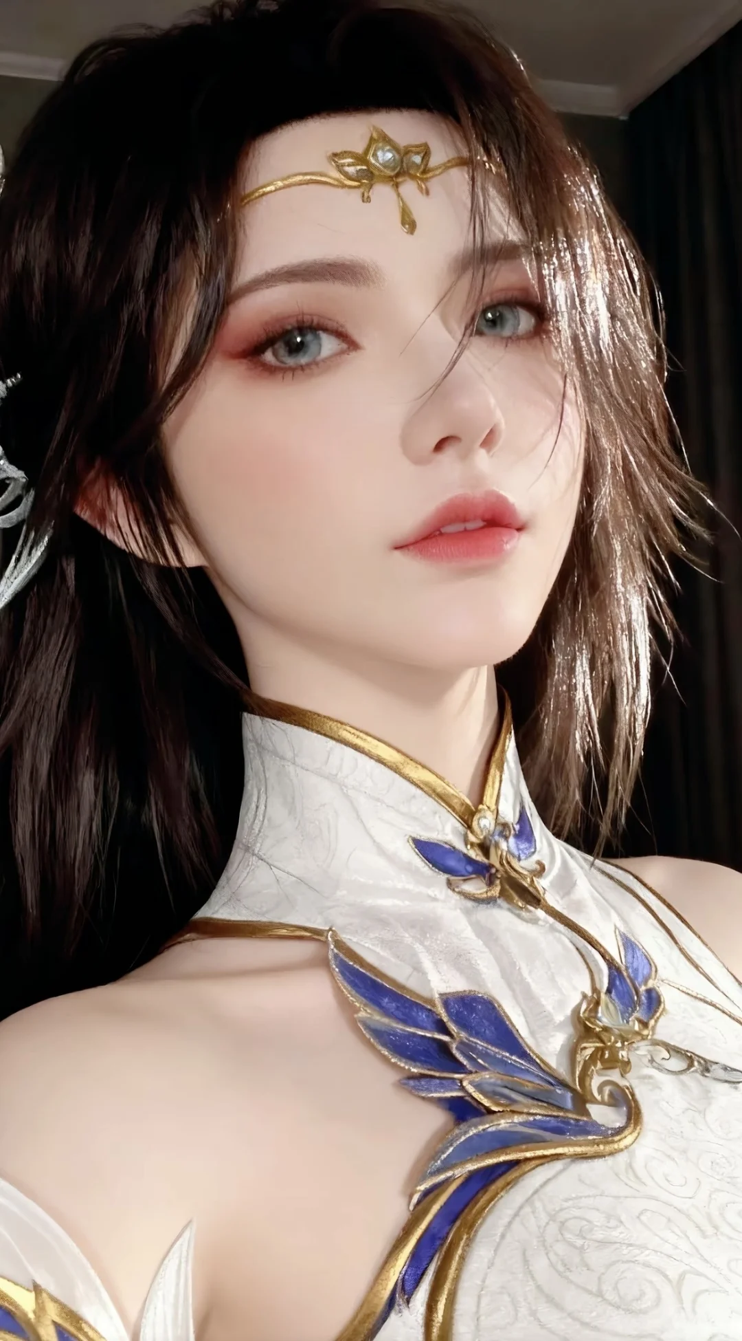 媚眼如丝风韵犹存