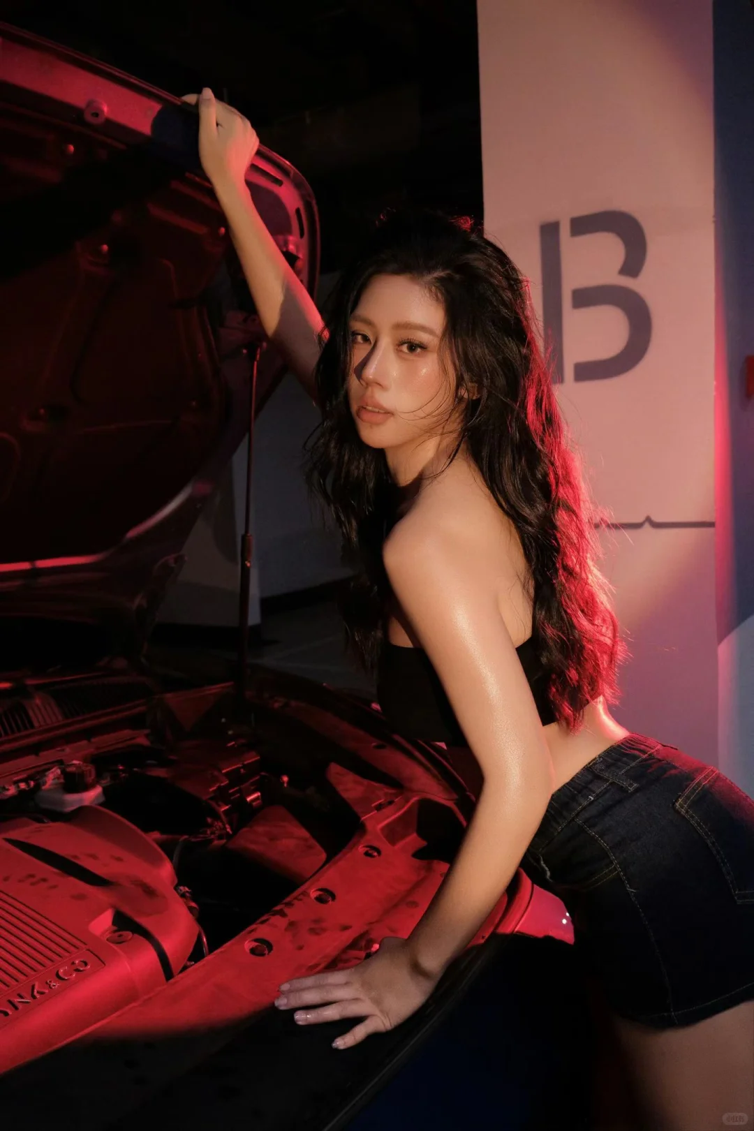 黑色系写真｜酷飒与性感并存