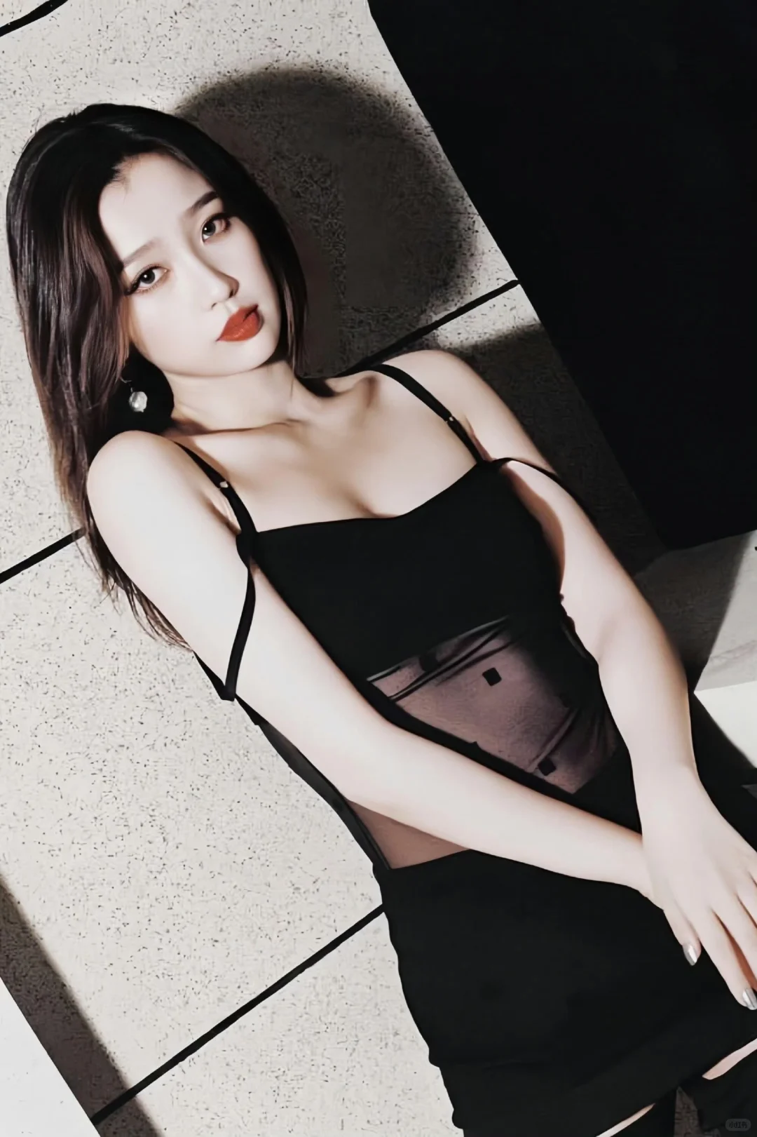 虞书欣-谁懂姐感甜御风拍照的含金量！