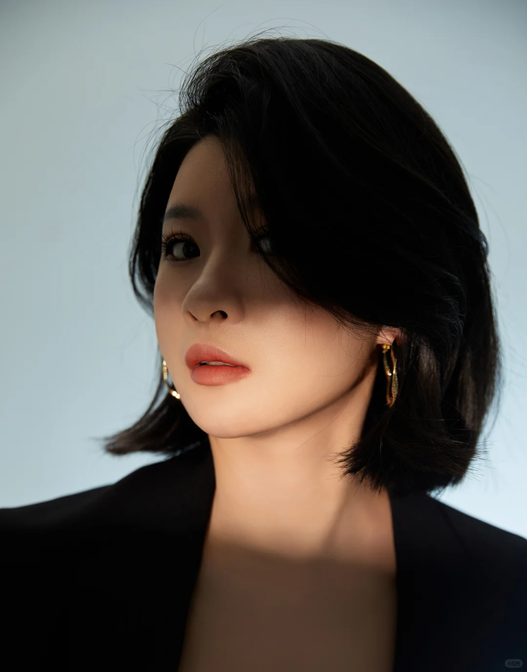 💃🏻光影魅惑 | 御姐性感写真，美到窒息✨