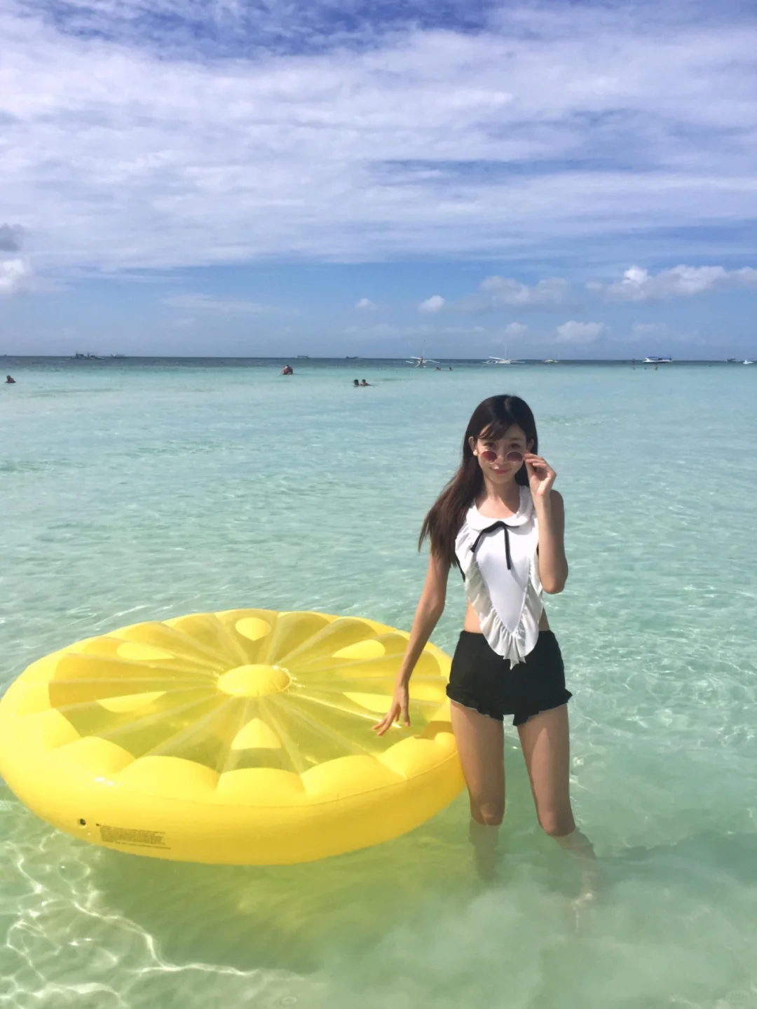 号称“小志玲”的嫩模，有认识的吗？