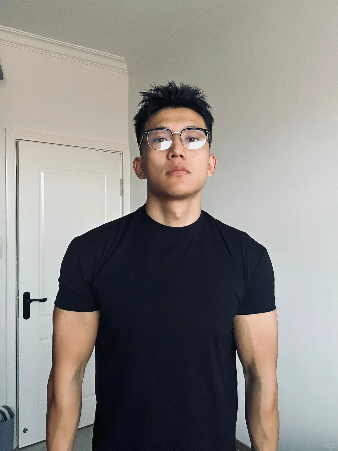 穿衣显瘦，脱衣有肉