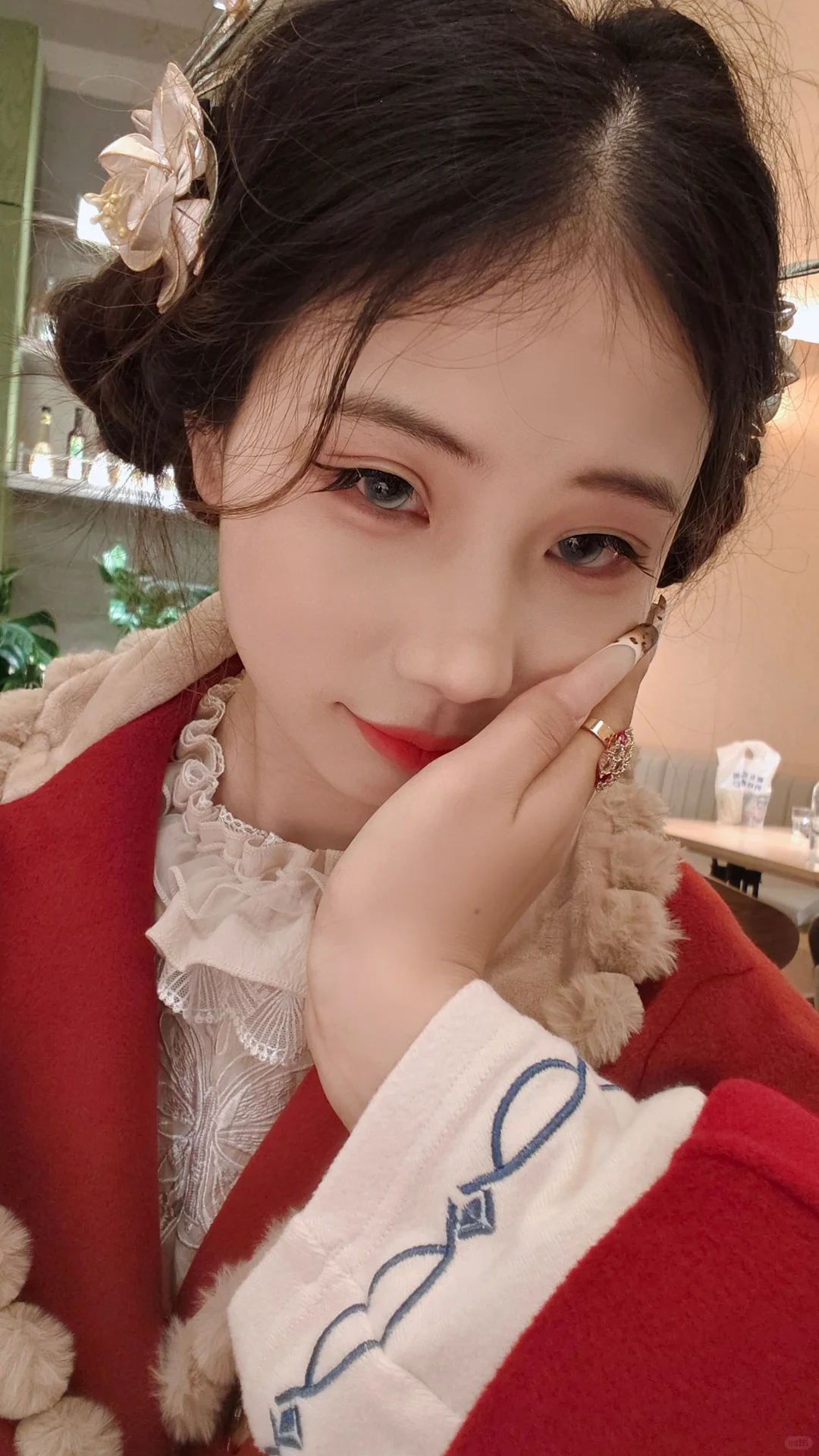 这样可以媚一下姐姐嘛～