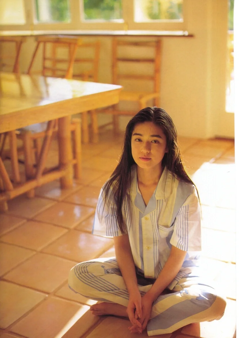 加藤纪子写真集「纪子图鉴」