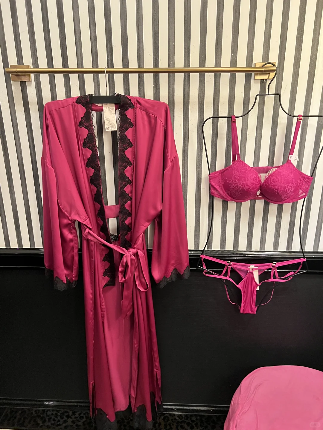 维密试衣间新品Look