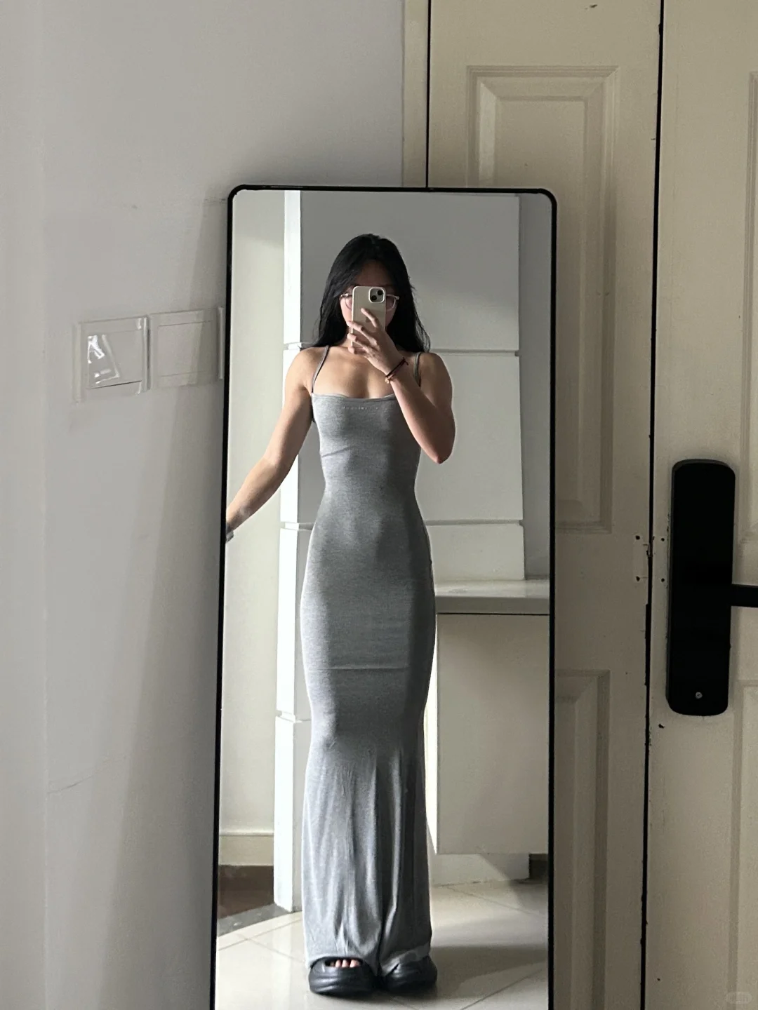 当肌肉女穿上包臀裙..（实况）