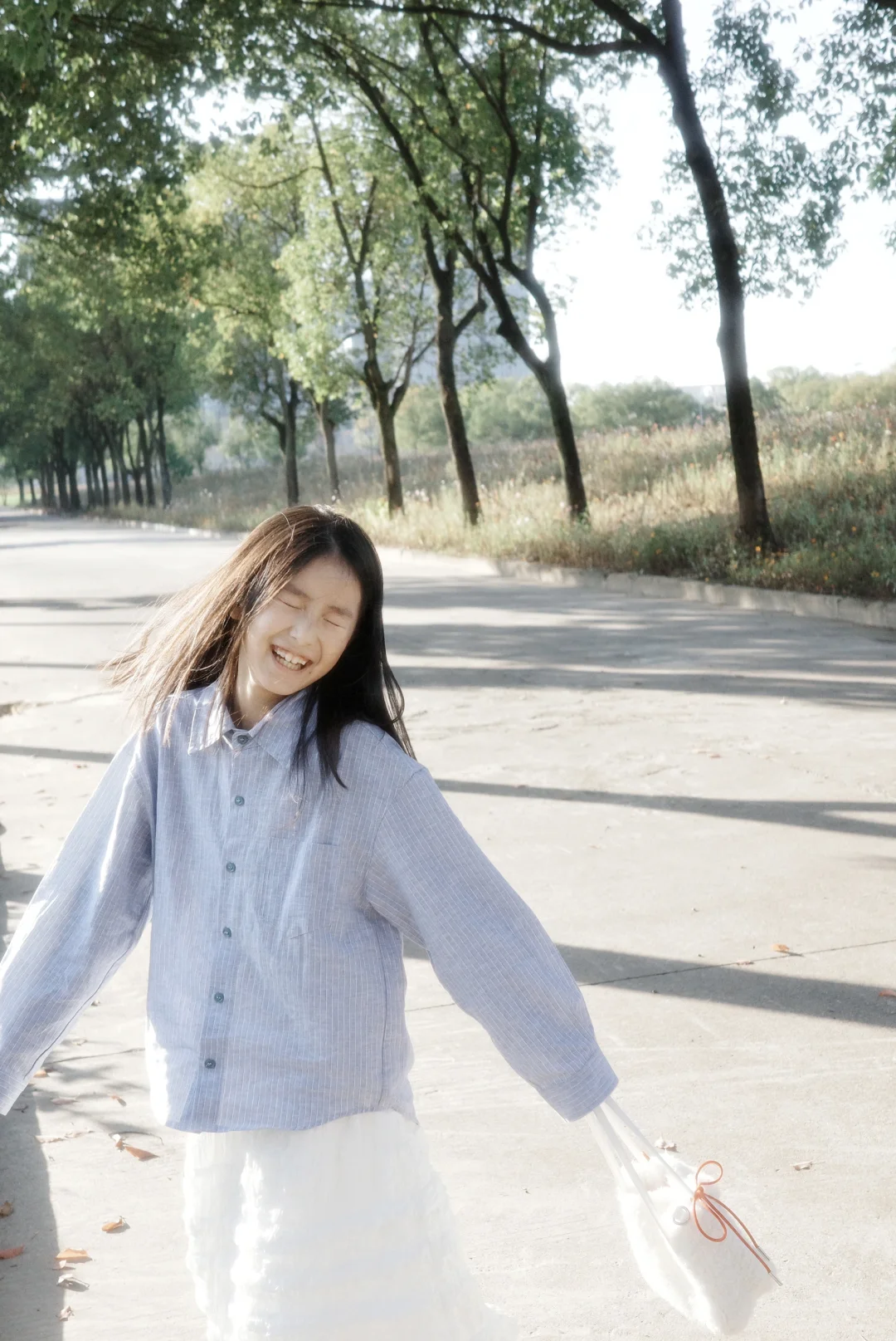 风轻轻吹，阳光正好～～～