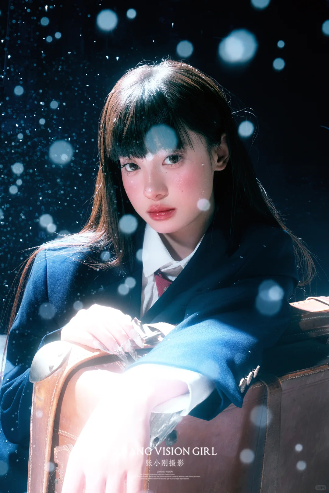 当雪花邂逅了夜❄️韩系少女雪景写真