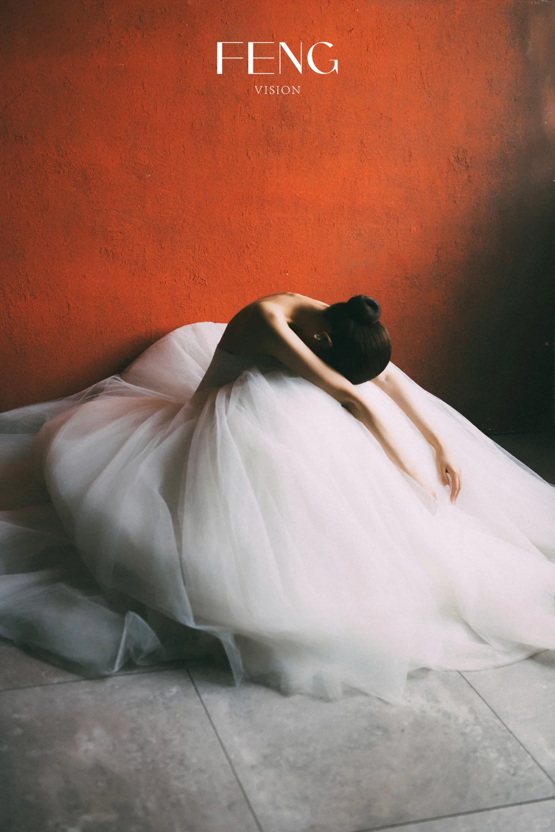 FENGVISION客片｜暗红光影💐美背与花