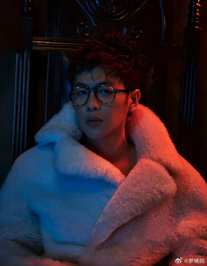 张若昀的深夜涩图