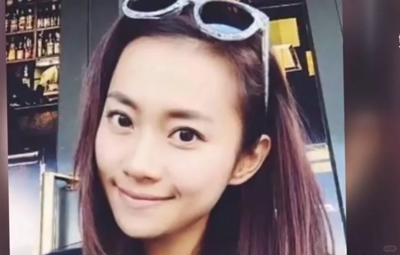 8年的豪门婚姻嫩模变“骷髅”