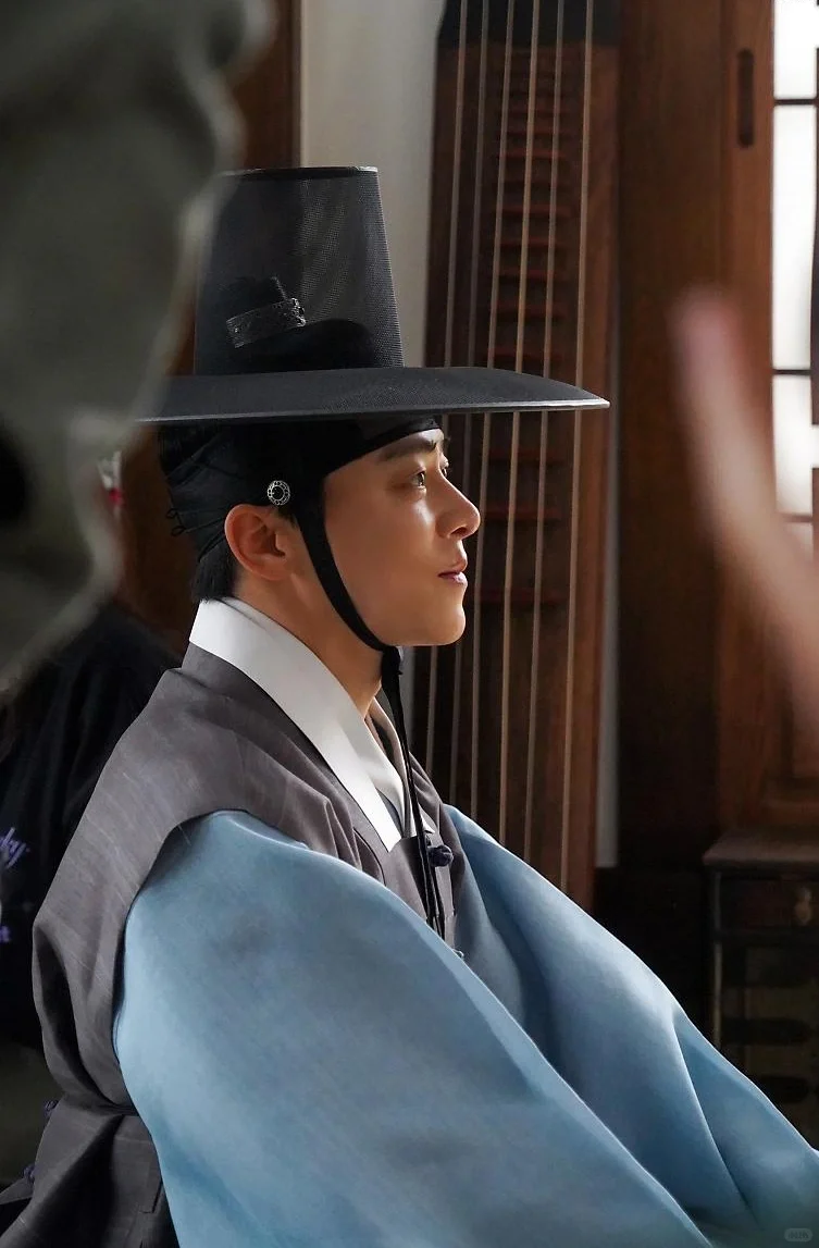 暴风哭泣的爱情🎎剧情达到高潮