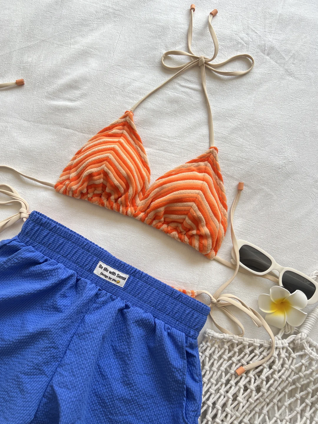 果然有生命力的撞色穿搭最出片🧡💙