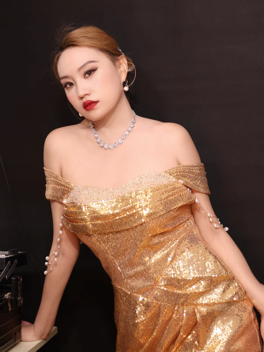 听说发照片就有通告