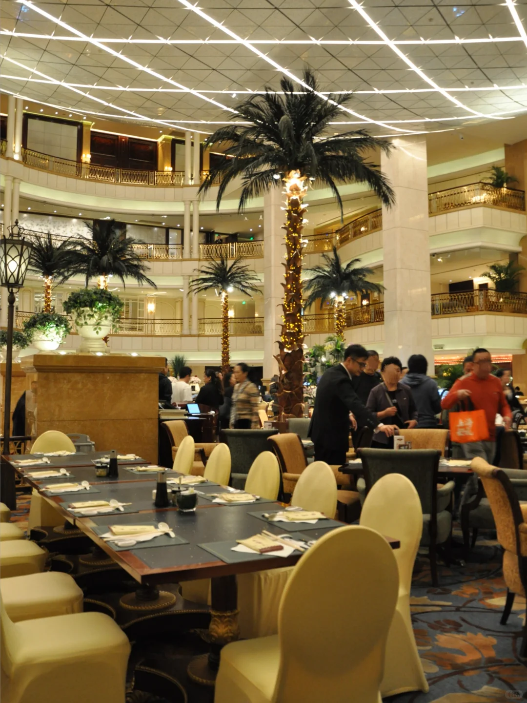 食在上海｜王宝和大闸蟹自助🦀