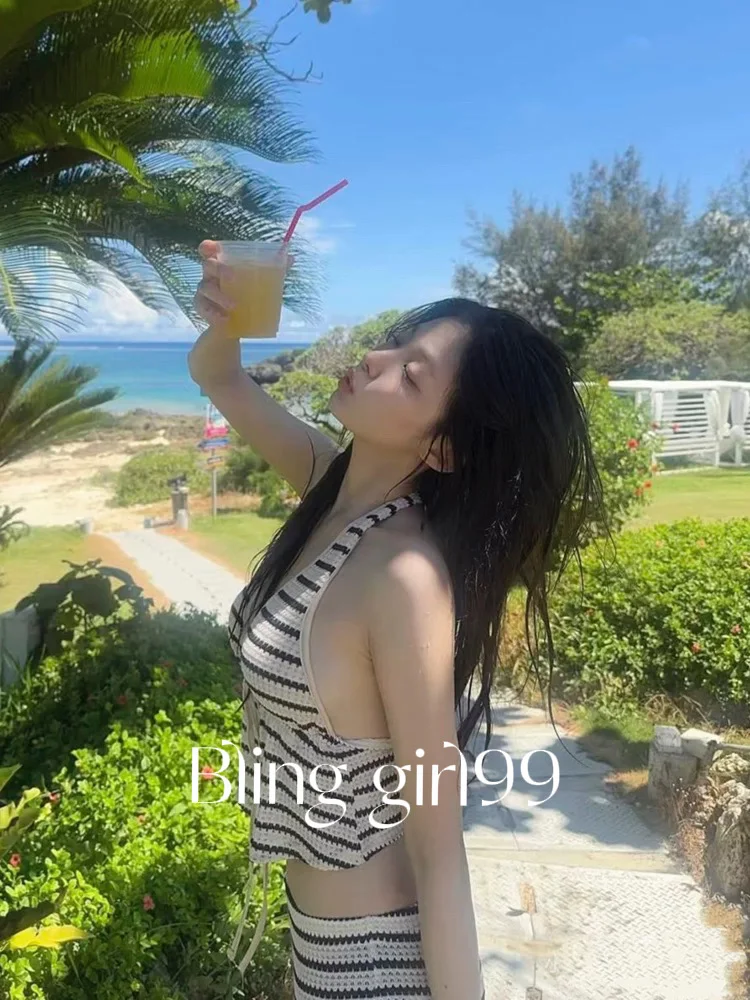 来啦！你们爱看的piu亮小姐姐上身！➡️滑