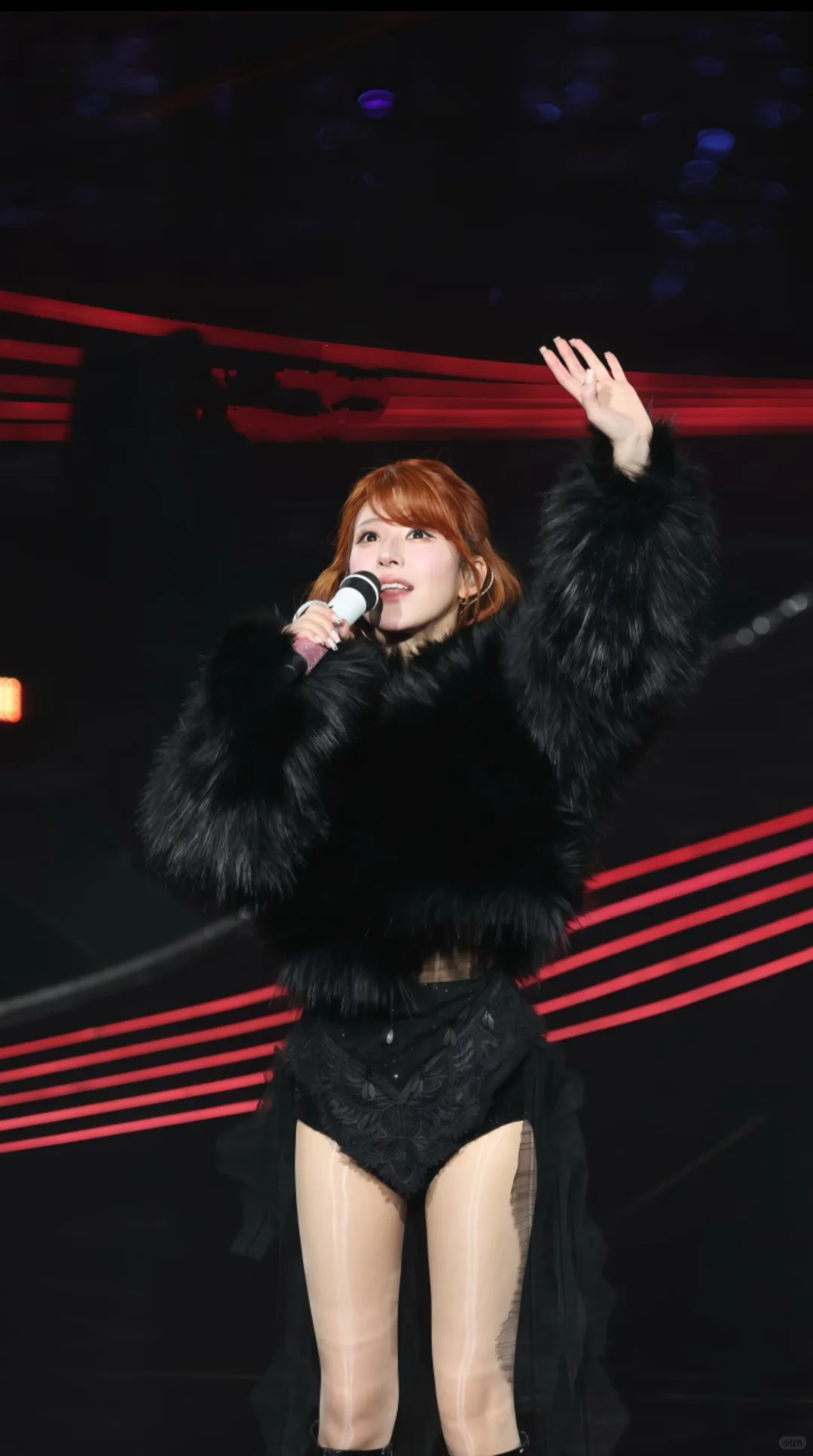 见过穿（亮光丝）的赵露思吗？