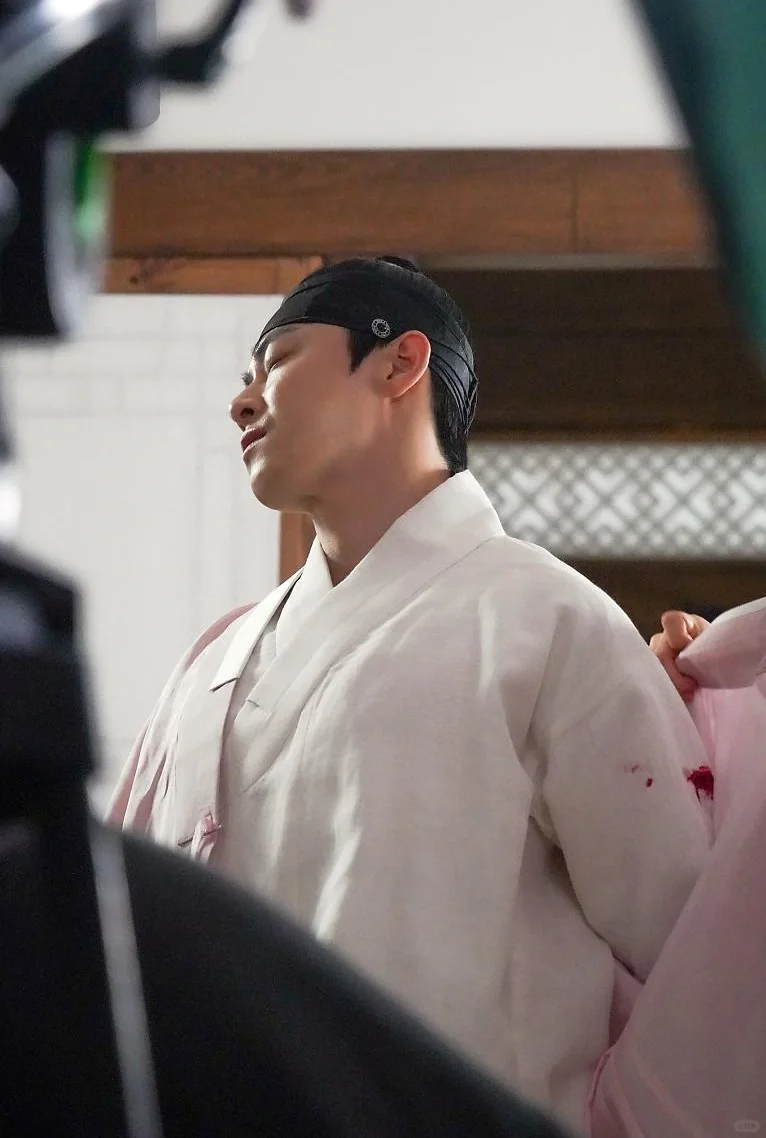 暴风哭泣的爱情🎎剧情达到高潮