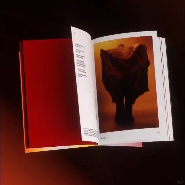 这本写真集！有136页！！