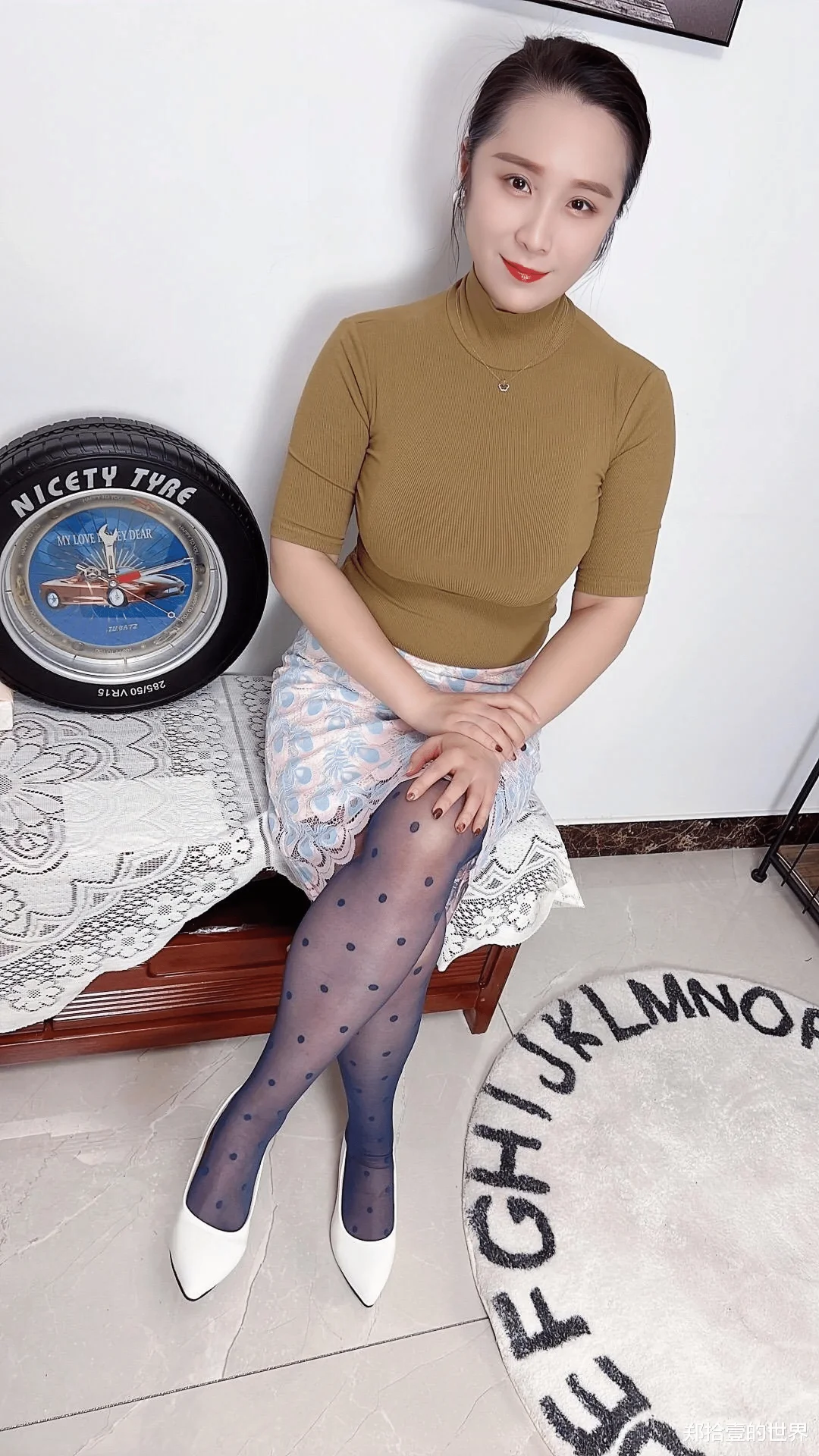 镜头中的妈妈依旧好美 丰润犹存