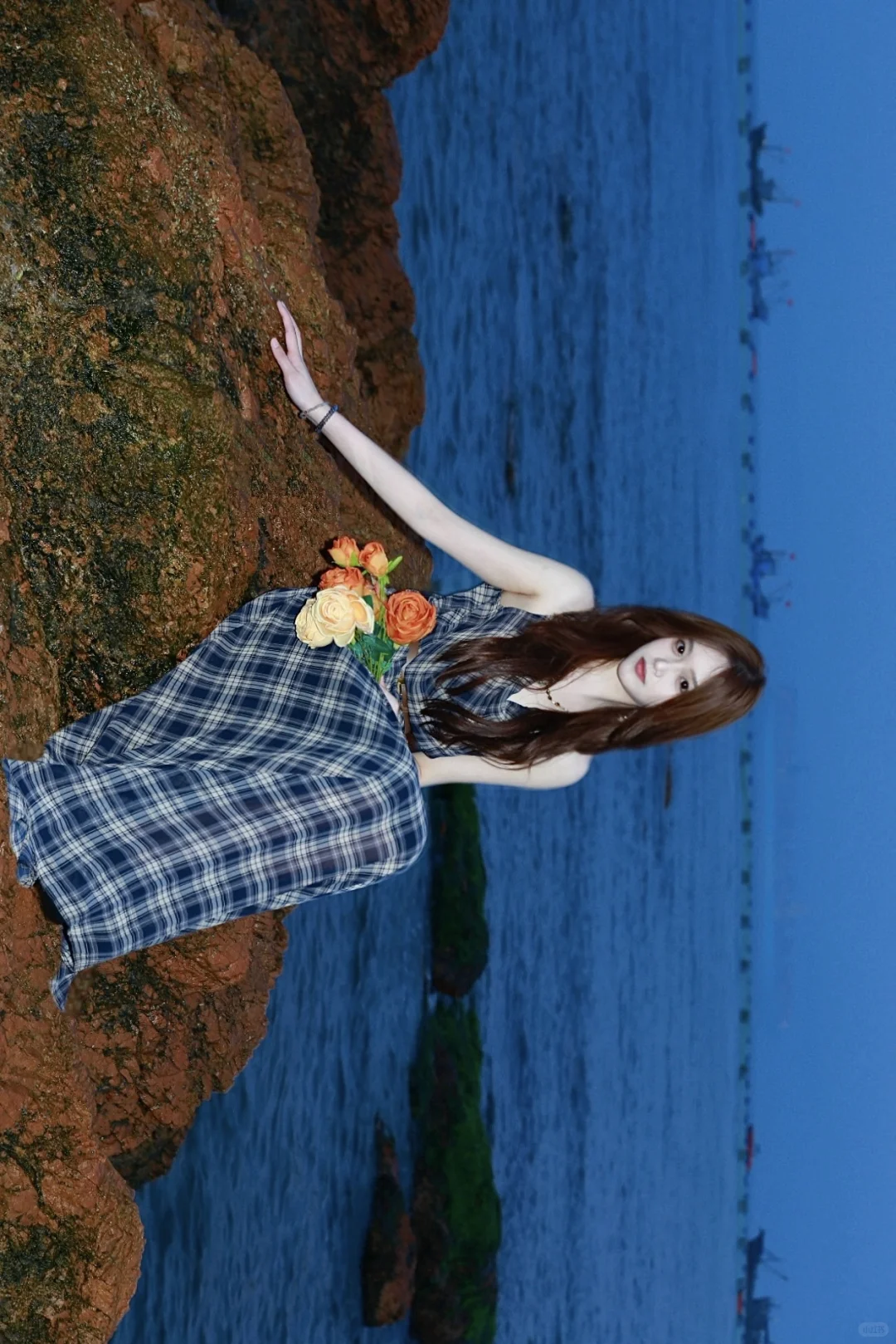 海边穿这套太出片了吧