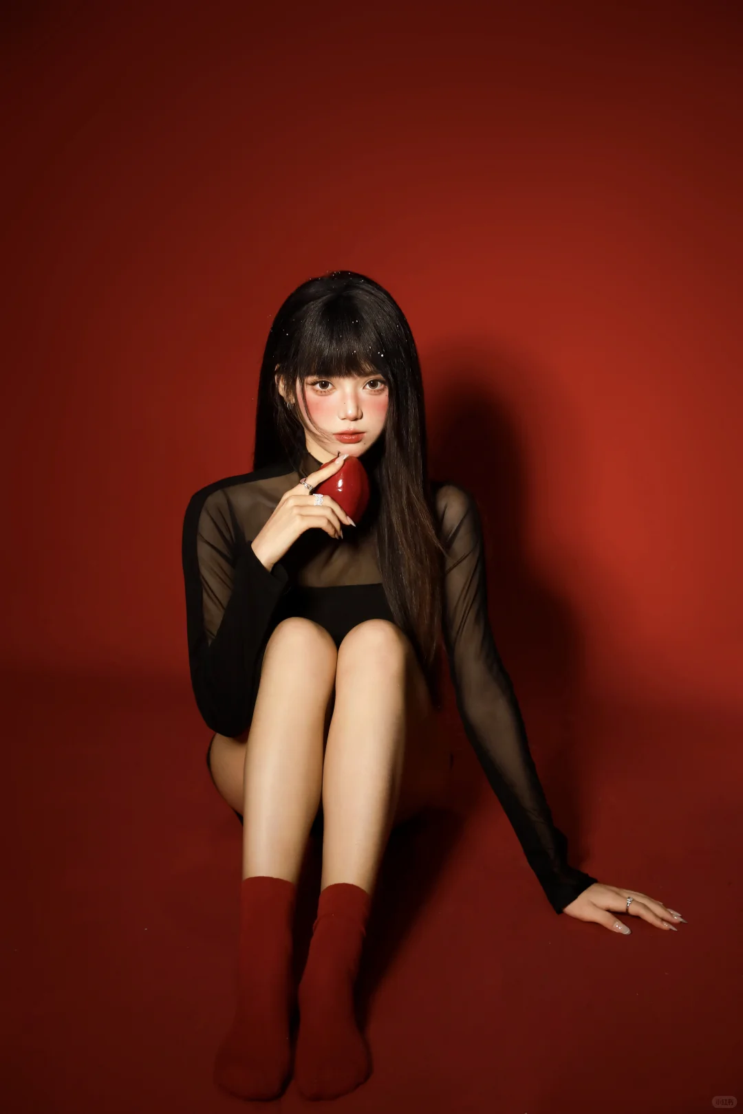 甜御双修❤️‍🔥红底➕黑长直写真的魅力拉🈵