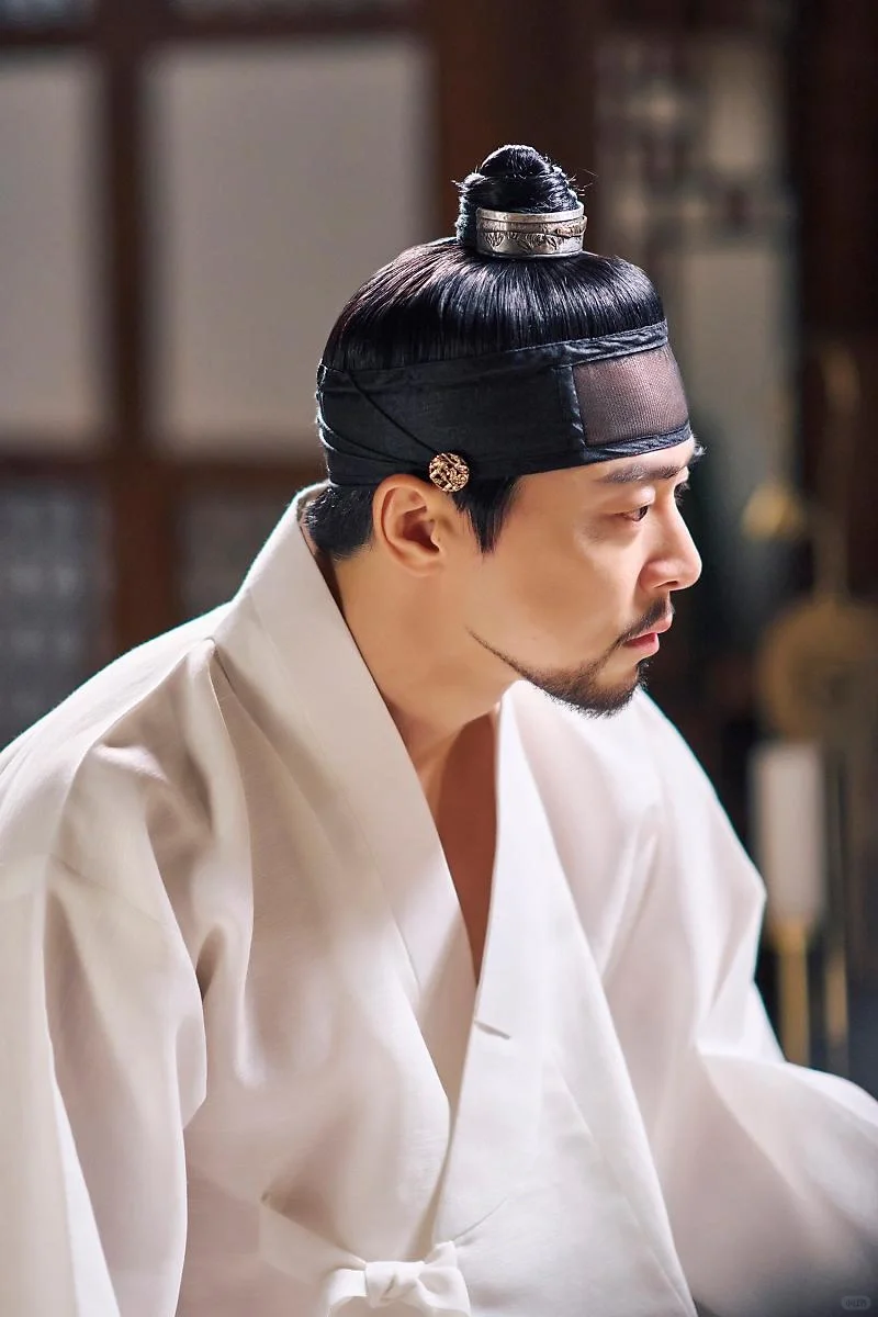 暴风哭泣的爱情🎎剧情达到高潮