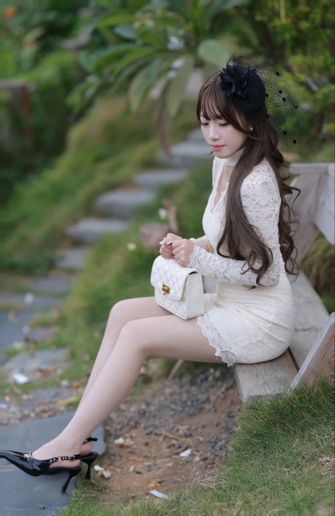 正经不过三秒🙈拍完眼神立刻松懈