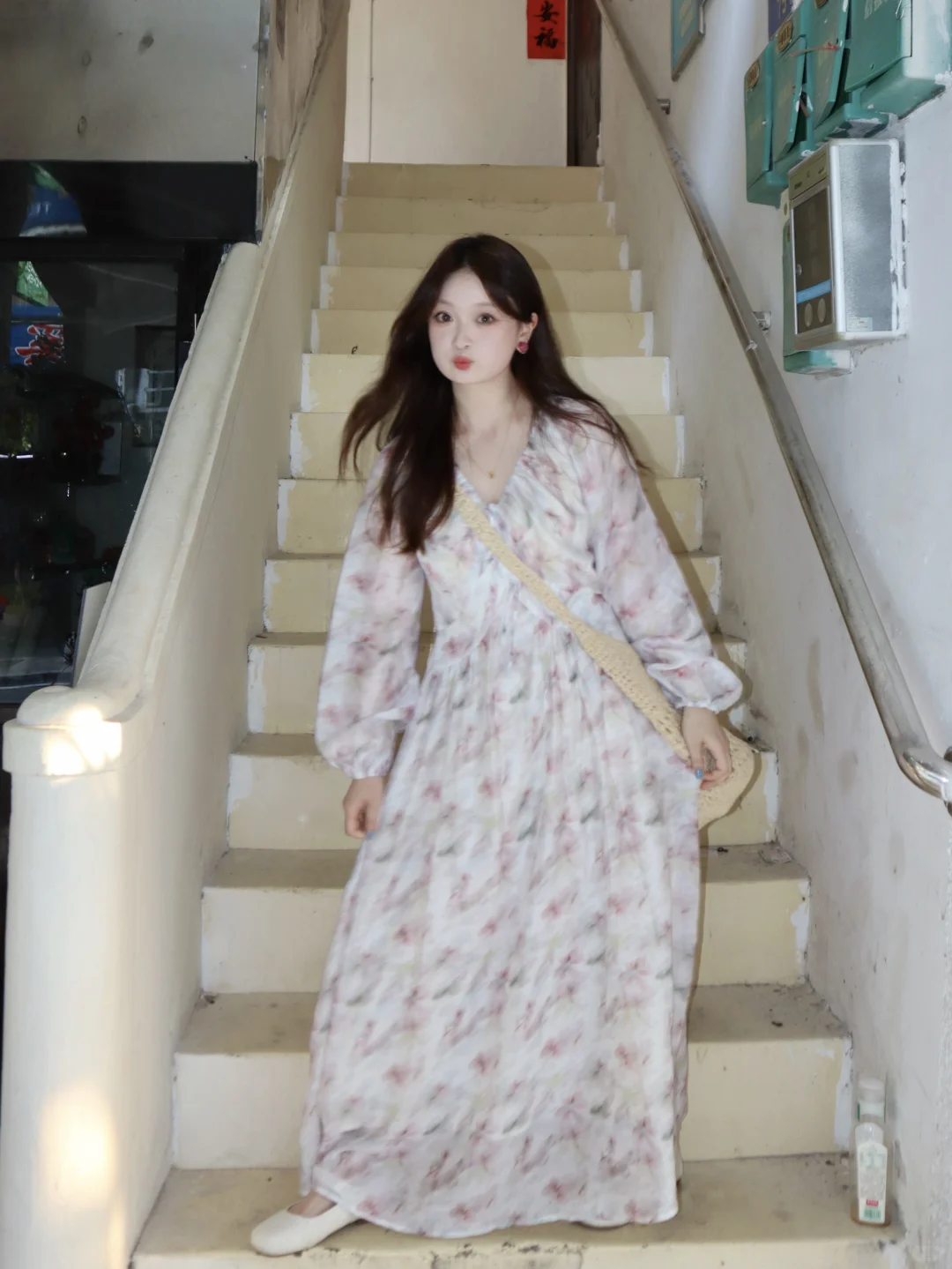 朋友说，你不用减肥啦，丰腴的美也耐看呀！🤣