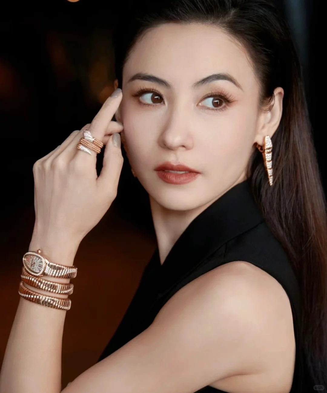 顶级的浓颜系美女