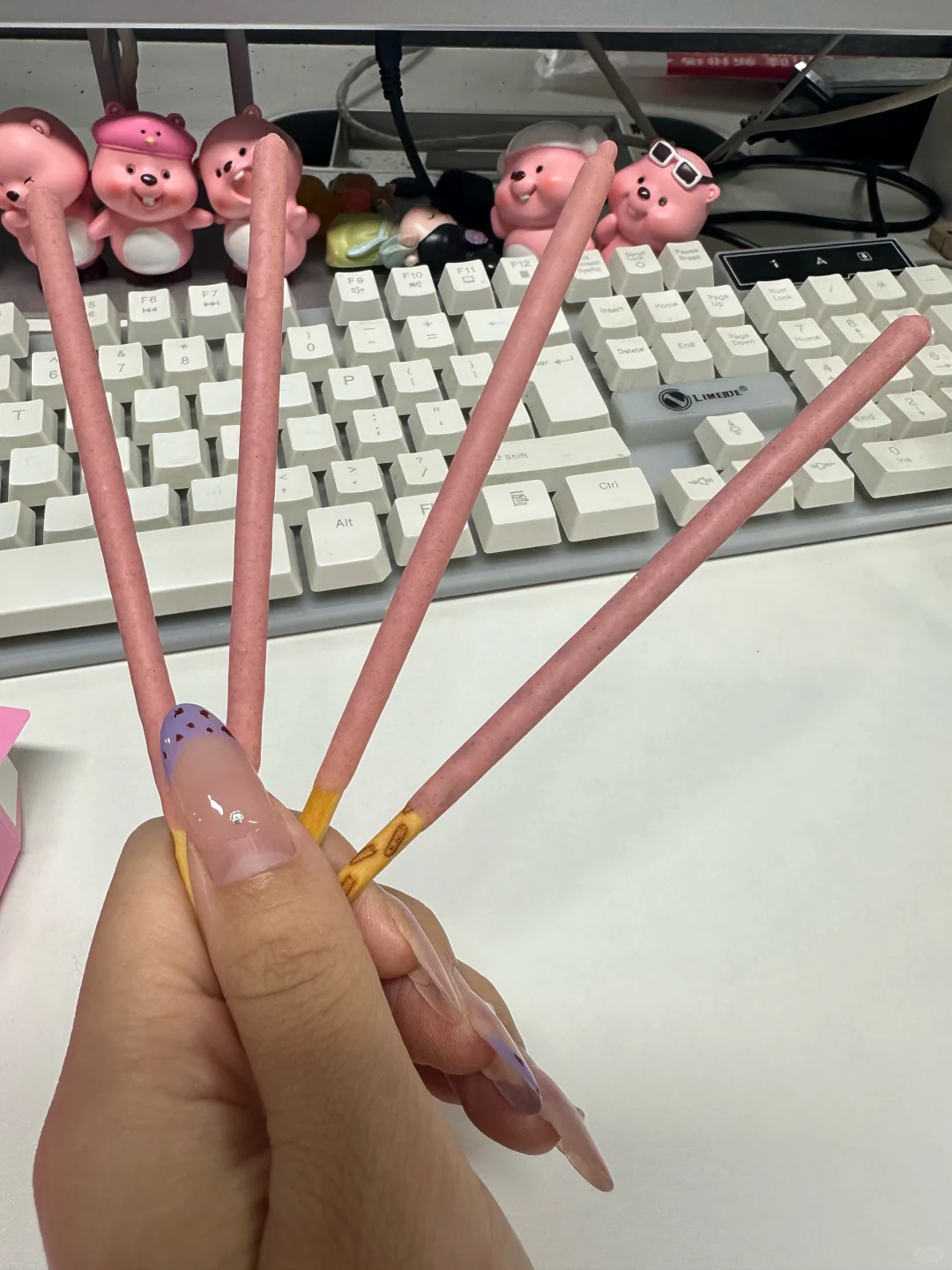 应该有人知道我在干啥（吃最积极）