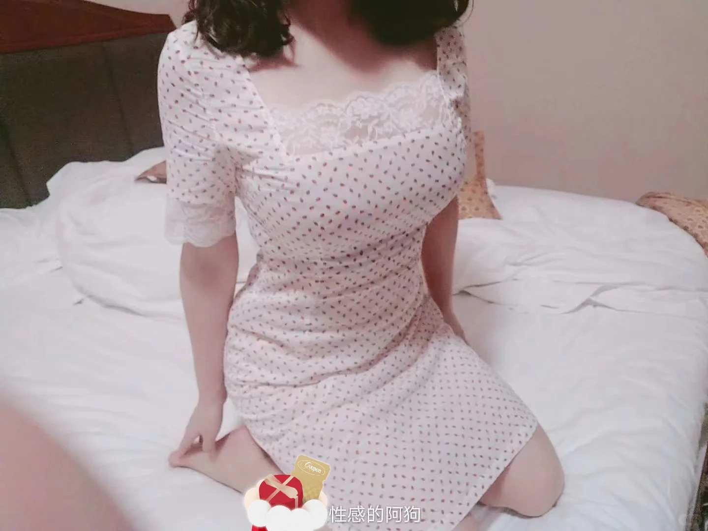 女性美在自我&协调，不是他人目光或刻板印象