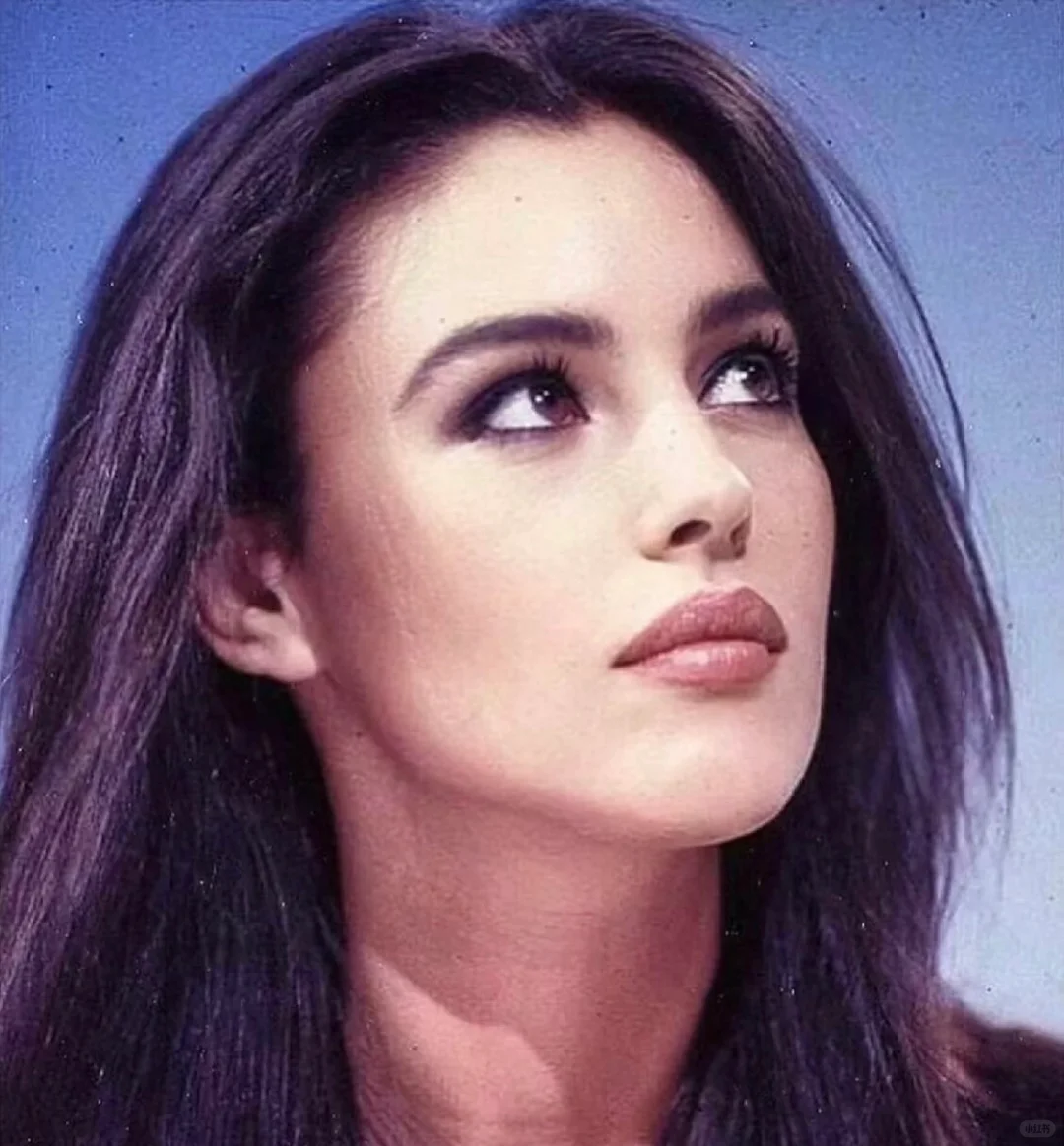 顶级的浓颜系美女