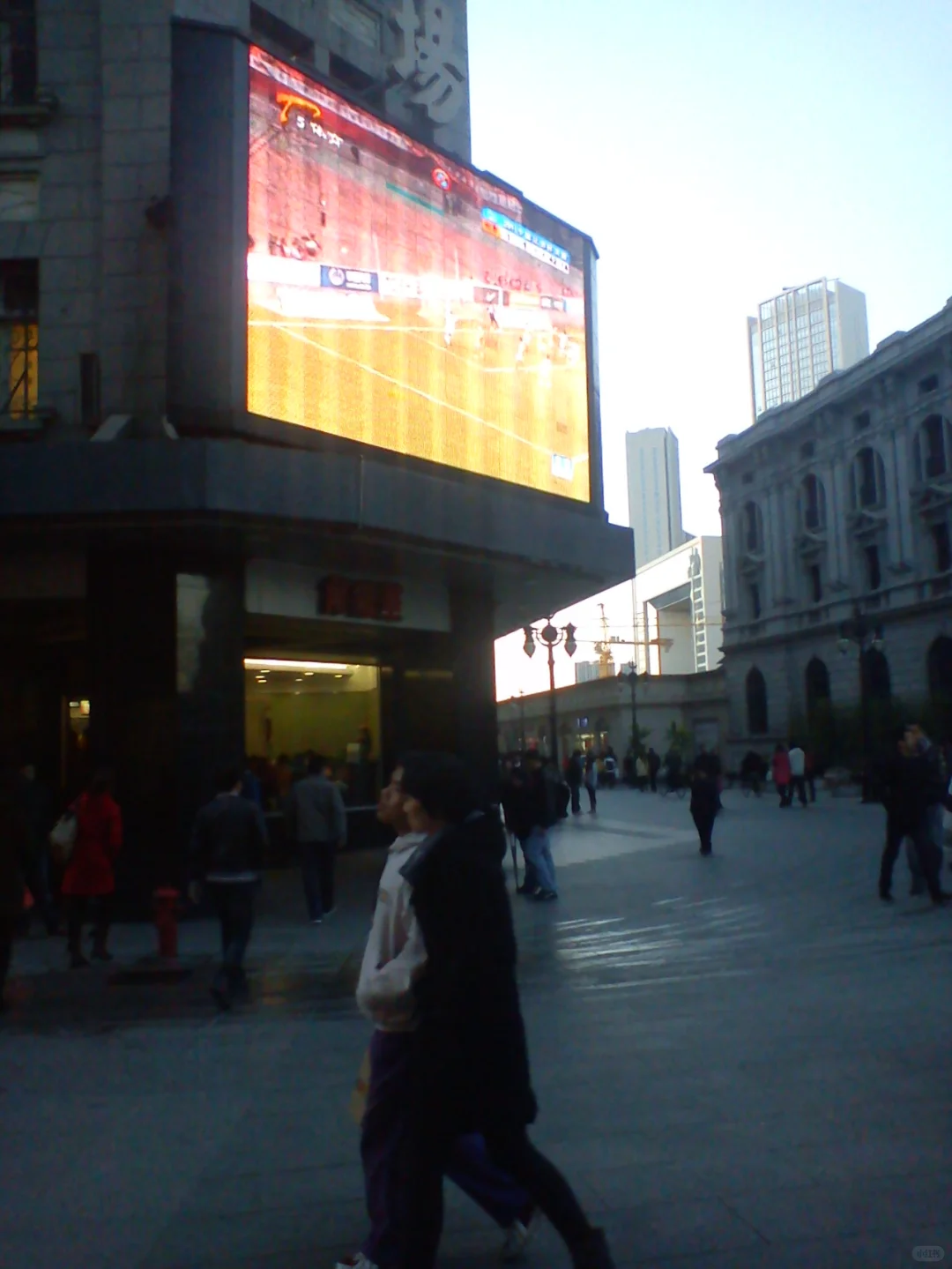 天津2011的滨江道，那天是个值得纪念的日子