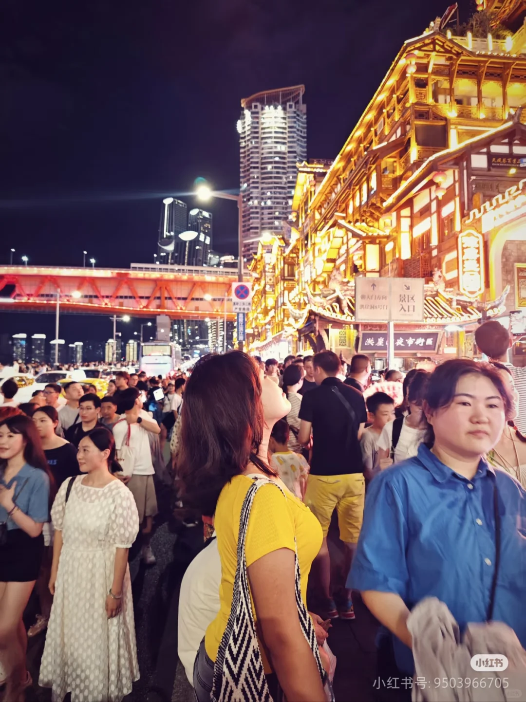 现在肌肉男害羞，我说看腿，觉得我变态