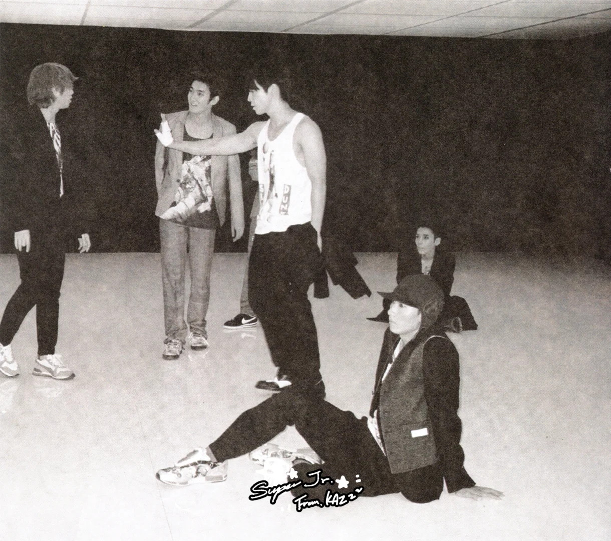 <扫图>四辑B版内页 83line纯享版 好香艳