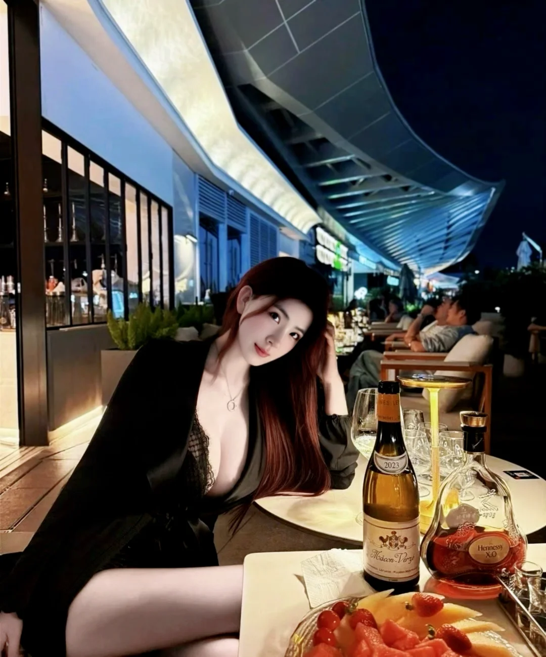 难道夜色比我还撩人吗