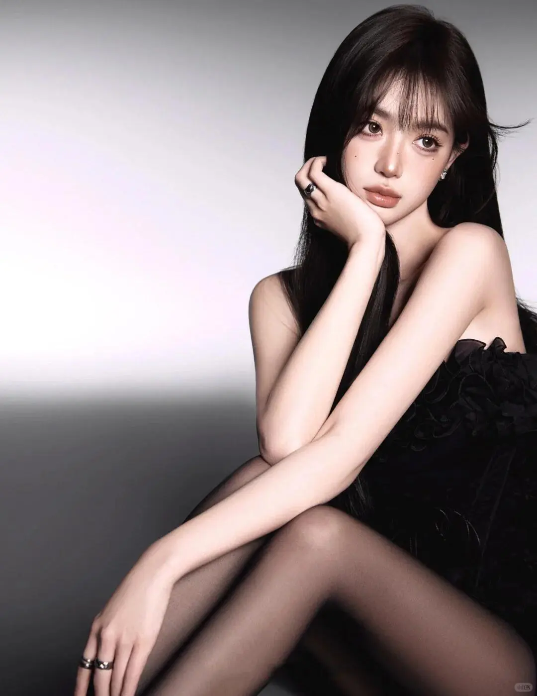 钓系御姐🖤黑丝纯欲恶女腿姿辣妹写真