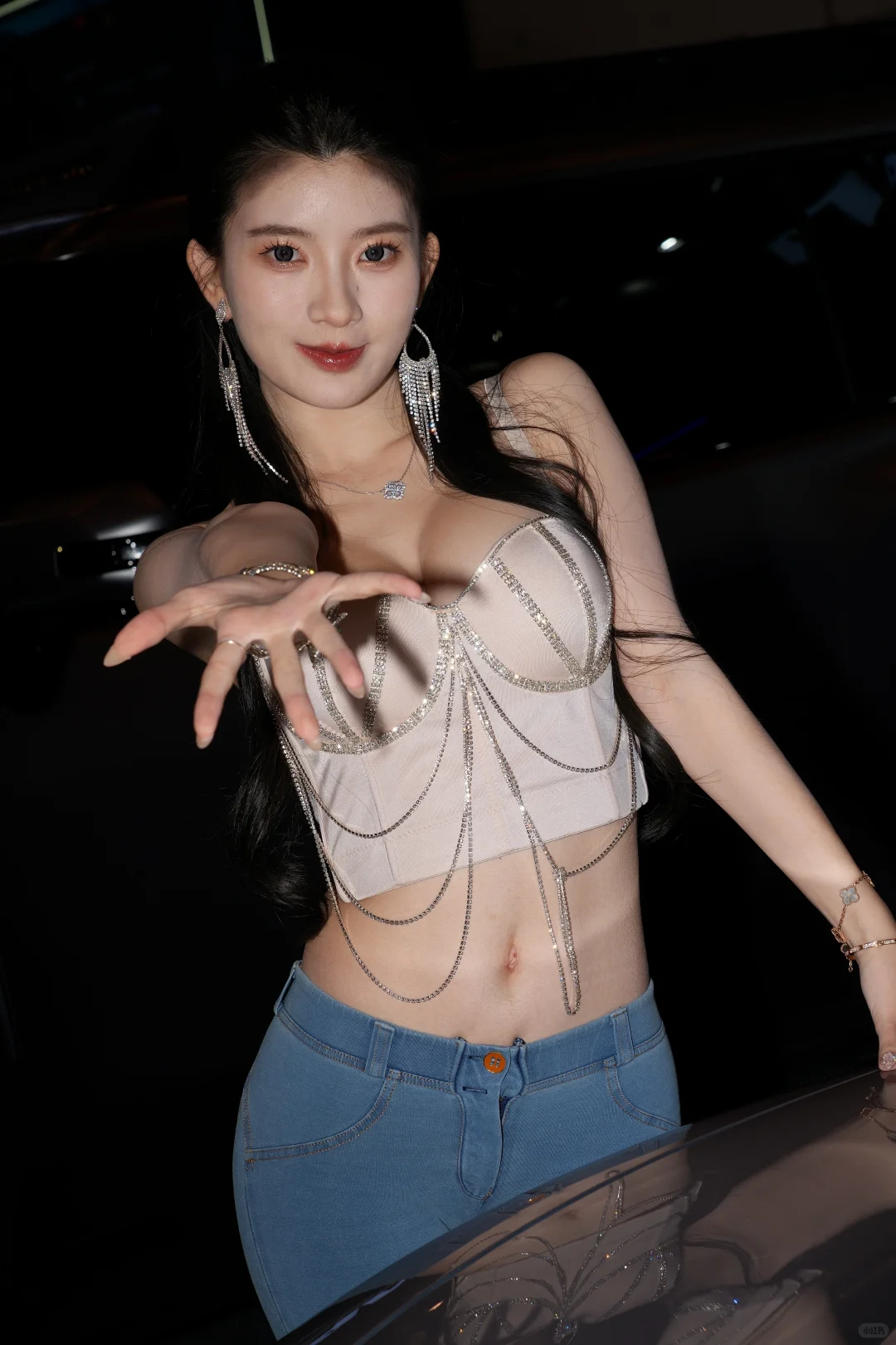 街拍美女——辣妹穿搭