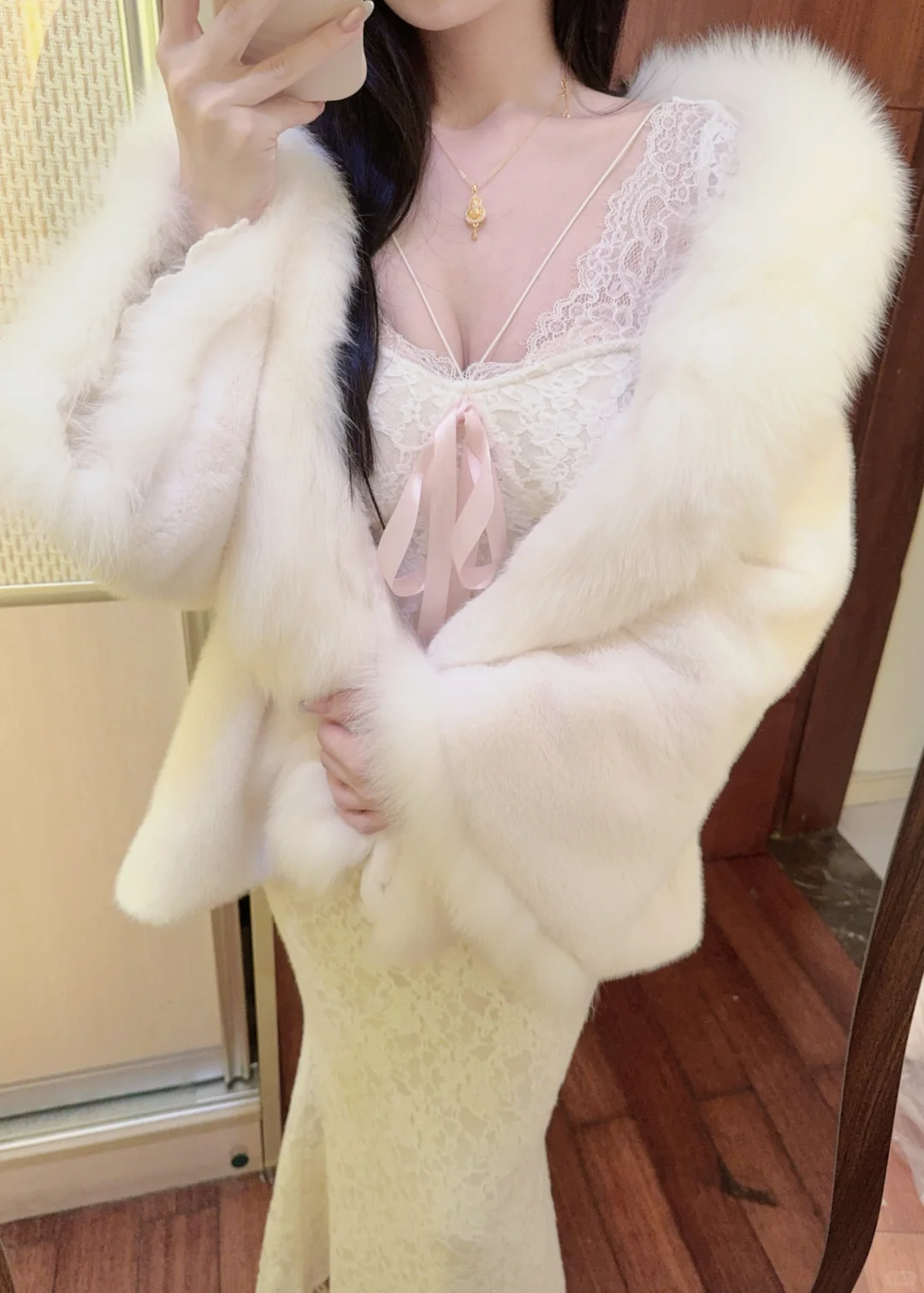 怎么会有这么娇滴滴又千金的衣服