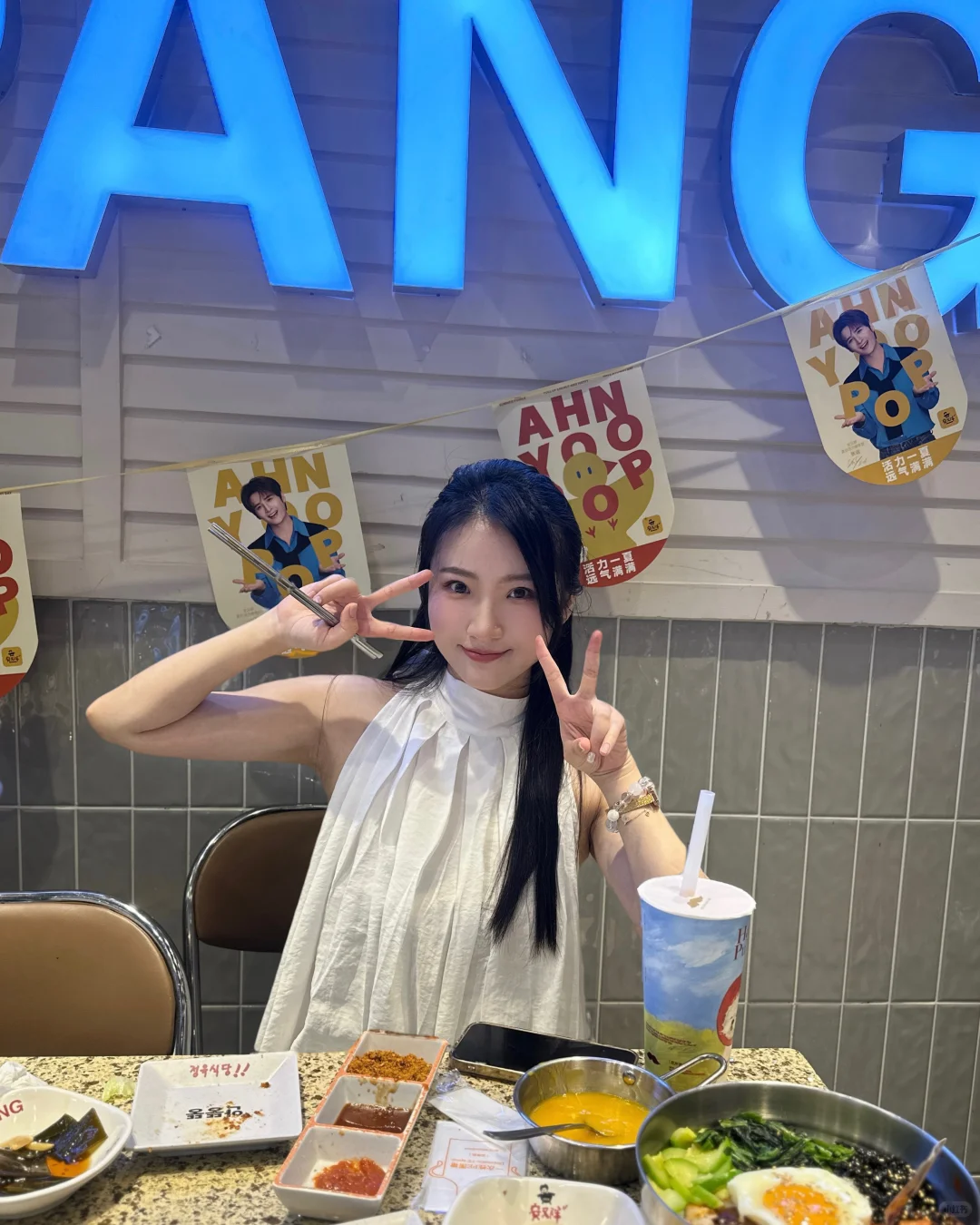 普普通通的美女罢了