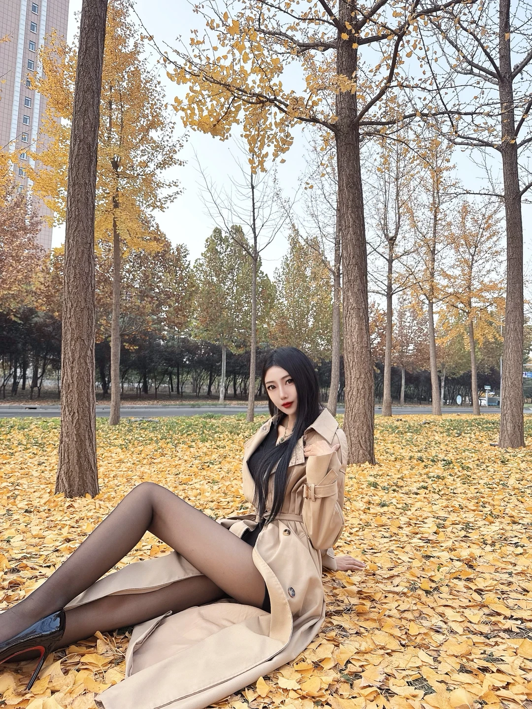 少妇保持身材的秘诀 就是不听男人画的饼