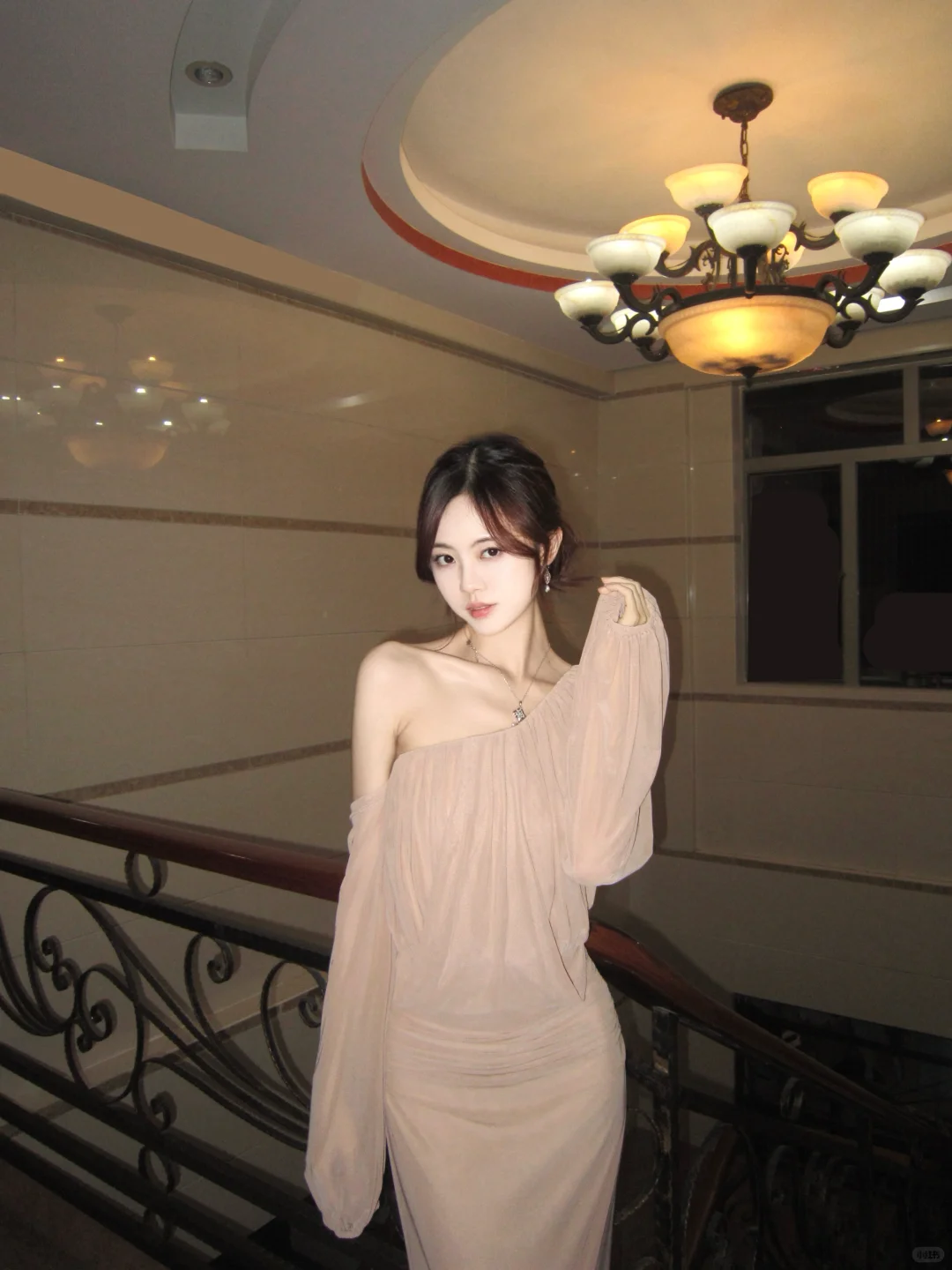 70➕的快乐！！美丽斜肩裙你有点东西