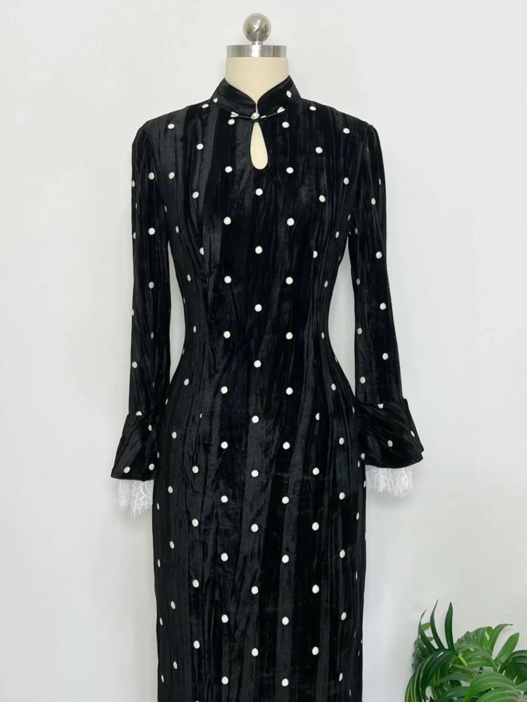 巨巨显瘦的一件，特别日常的改良旗袍