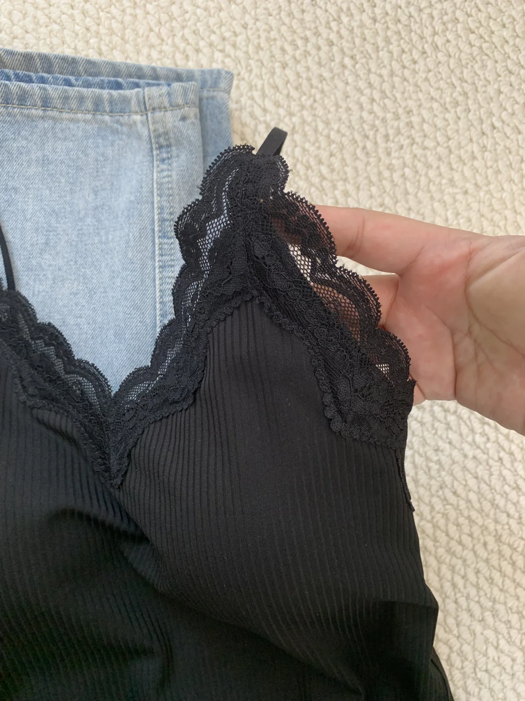 早秋穿搭离不开的吊带‼️自带胸垫显圆圆‼️