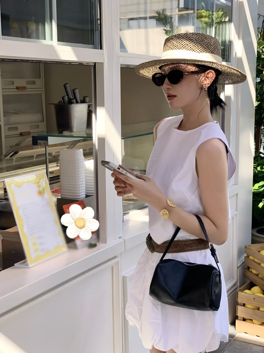 阳光下的花苞裙🤍